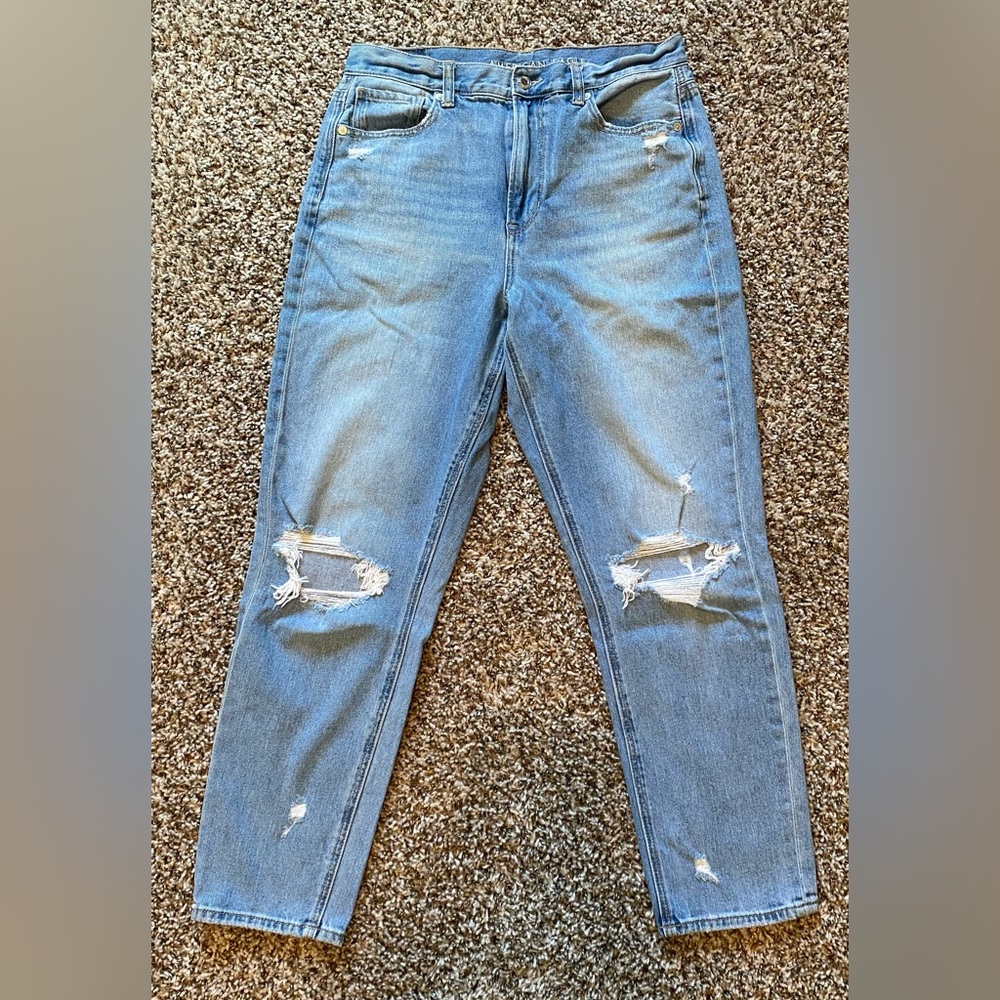 American Eagle Mom Jean